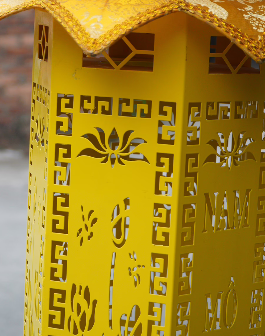 Trụ đèn hoa sen lục giác 110cm - Ảnh 2